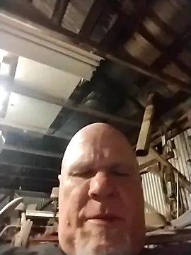 Reddog833 Show Webcam