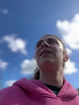 Chat +18 de MariiD ao vivo