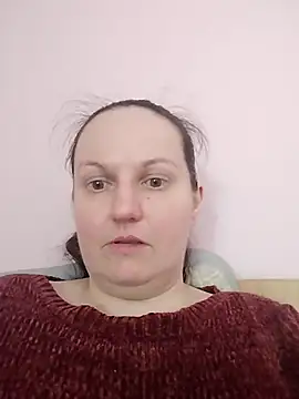 BustyLadyAlma 웹캠 쇼