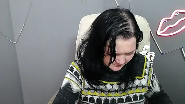 دردشة LauraFinn الجنسية المباشرة