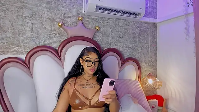 Mia_Jansen's Webcam Show