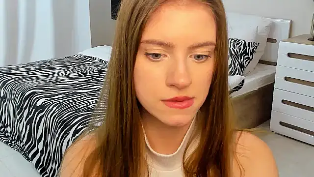 Erica_Kiss Chat XXX in diretta