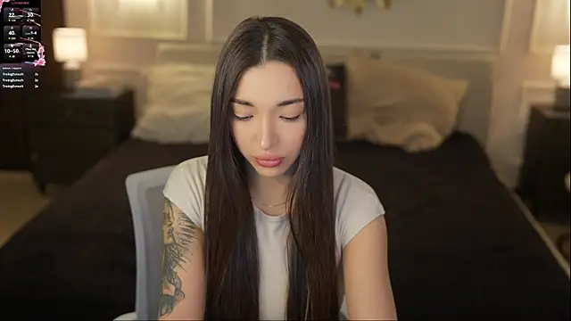 Jasmine_Flow – Naživo XXX chat