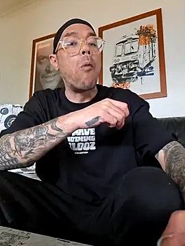 Mr_Graffitimile Chat XXX live