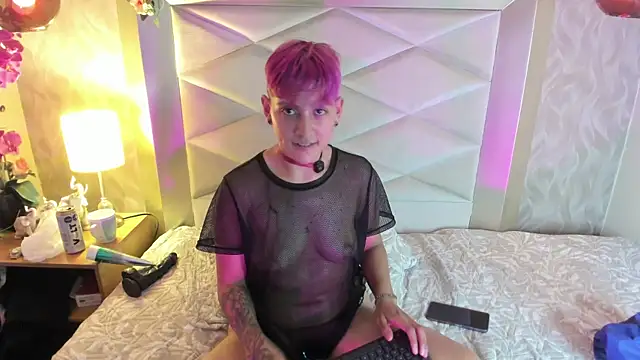 DannyRouds' Live XXX Chat