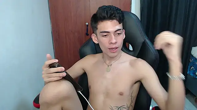 Hiso_kai Live XXX-Chat