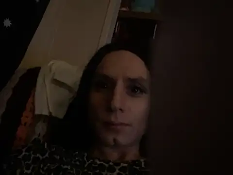 عرض كام AlexAndriaStrips