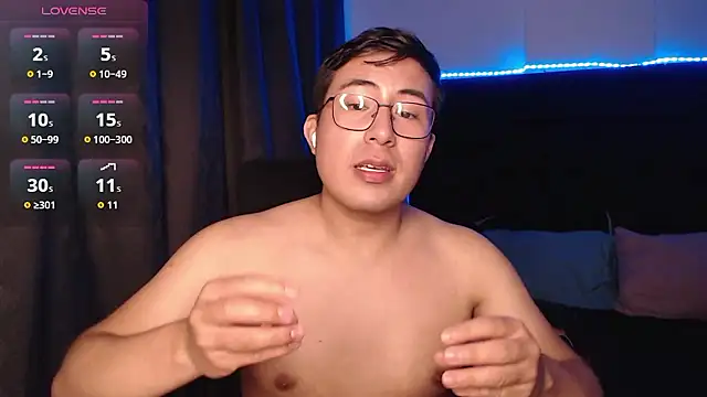 andrewmhilton_'s Webcam Show