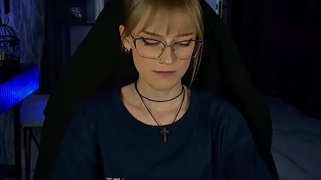 KiraMontoya Live XXX Chat