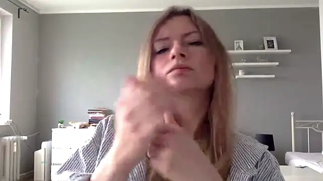 MillieShown Live XXX chat