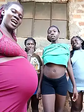 Show modela holygrail001 na web-kameri