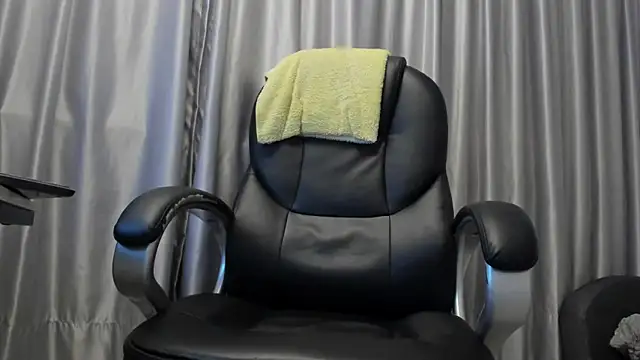 Tommas_Jhonson: вебкам-шоу