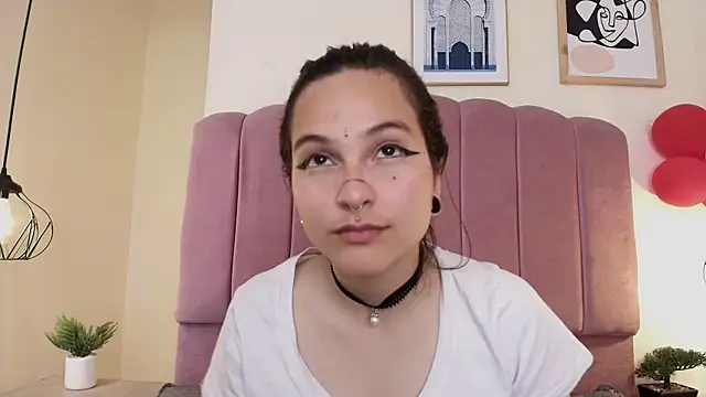 Chat XXX ao vivo de Hanabie_