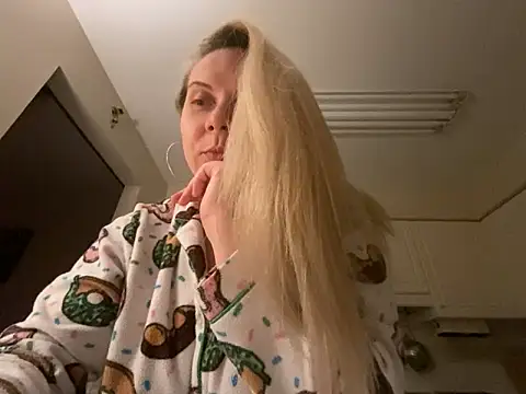 Chat XXX ao vivo de callme_iva