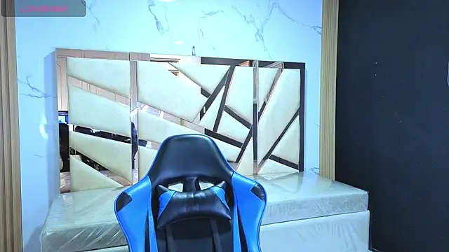 Maily_a_: απευθείας συνομιλία ΧΧΧ