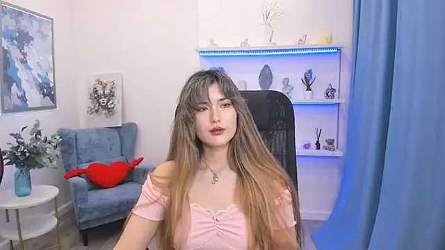 Chat +18 de AnneTLi ao vivo