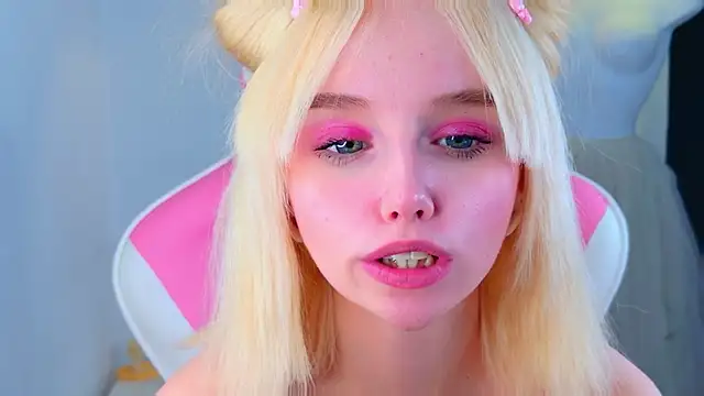 popjenny's Live XXX Chat