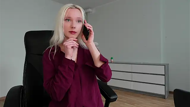 Laura_ChaplinのライブXXXチャット