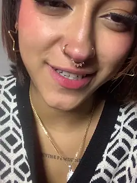 Živý XXX chat LilithMonette