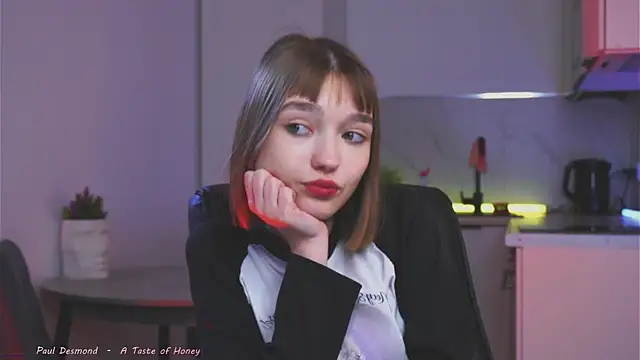 Chat XXX en directo de Leyla_crsh