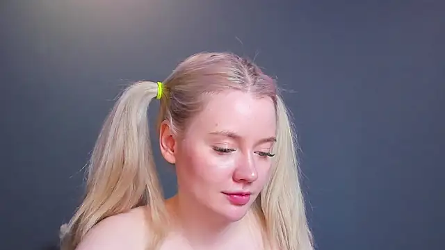 Živý XXX chat Lillie_Berry