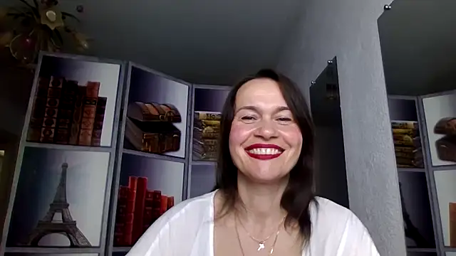 Selena_Moo Webcamshow