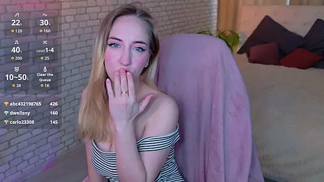 Živý XXX chat ShadowSparkle