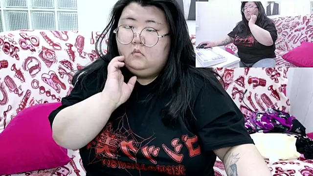 Nadine_asian 现场XXX聊天