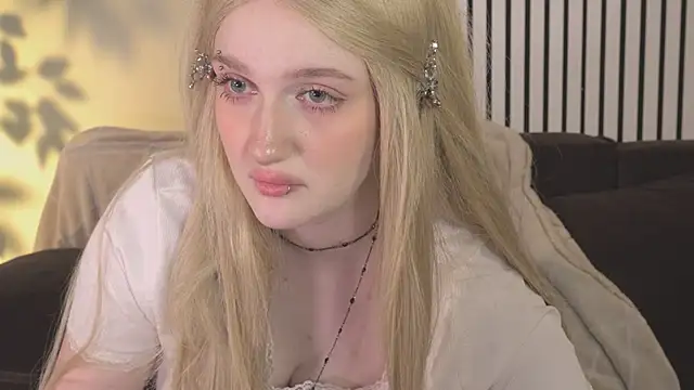 ELLIEJAY 现场XXX聊天