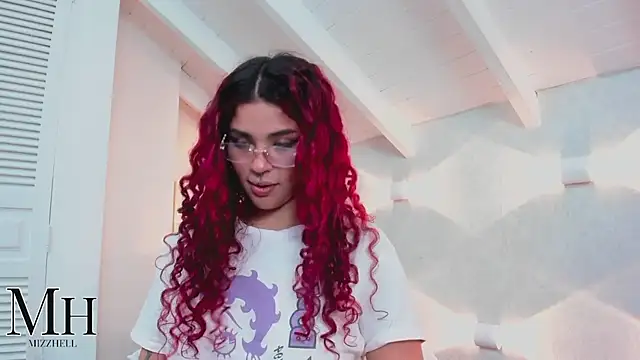 MizzHellのライブXXXチャット