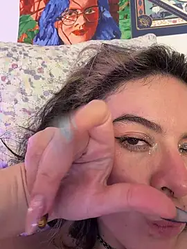 Katheerine 现场XXX聊天