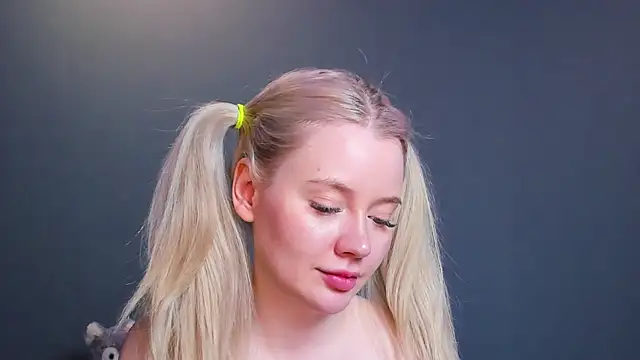 Lillie_Berry live XXX chat