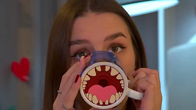 แชท XXX สดของ AliceAtkins