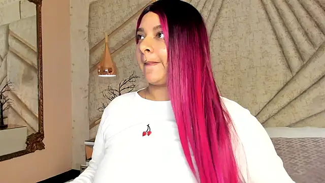 EmeelyMuller 现场XXX聊天