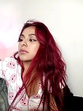 EmiilyFoxx090 现场XXX聊天