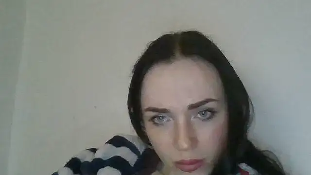 Trinsy_Love Chat XXX live