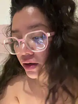 Vivi_Kvsh Chat XXX live