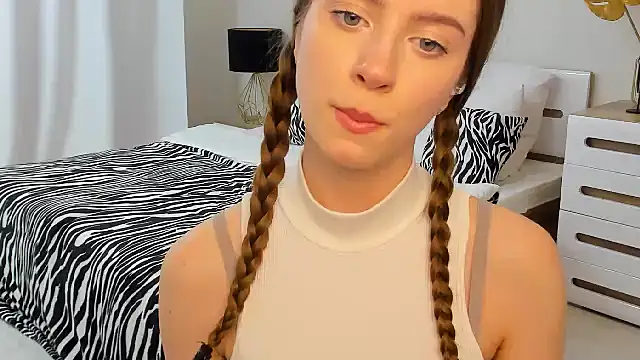 Erica_Kiss' Live XXX Chat