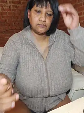 Lilybanx's Webcam Show