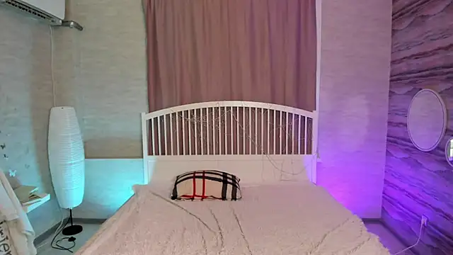 แชท XXX สดของ AminaRuthers