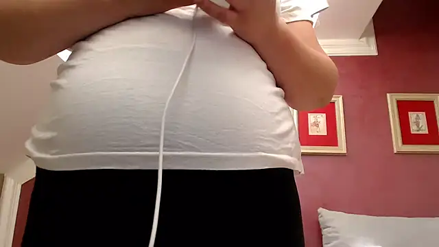 Wetandnaughtyxxn Live XXX chat