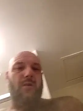 Show modela jbrown334 na web-kameri