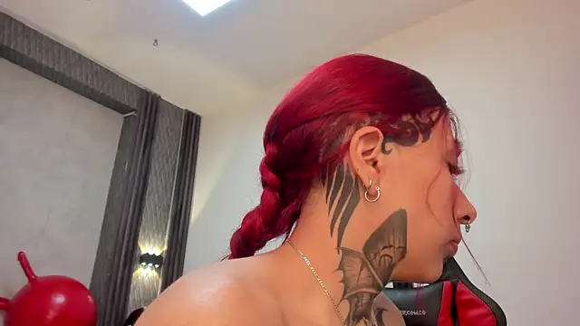 Czat XXX na żywo – selene_red_