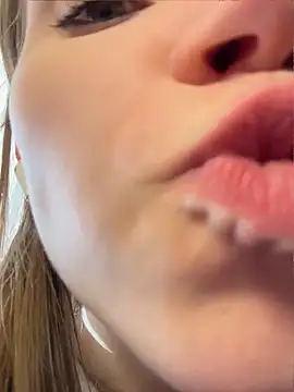 StreetSquirt's Webcam Show