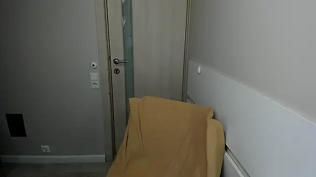 JuliaBusty 即時 XXX 聊天