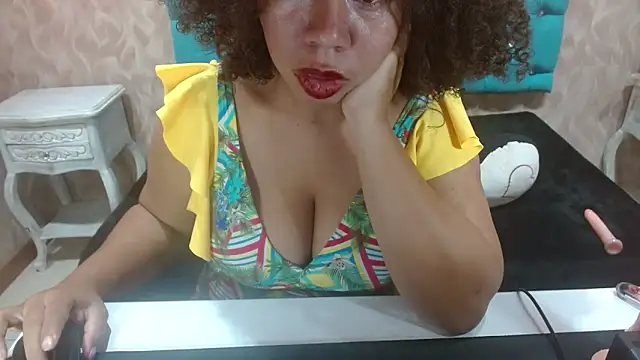 Živý XXX chat KeniaLovex