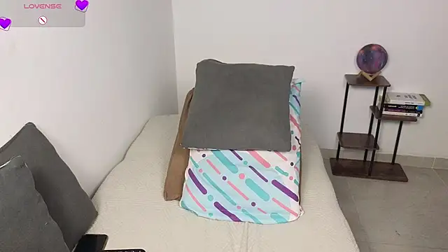 blue__moon_: απευθείας συνομιλία ΧΧΧ