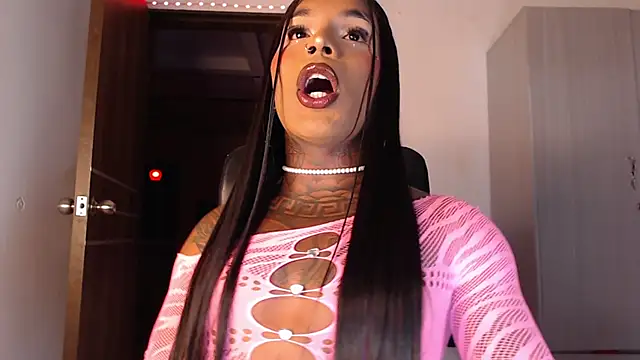 mistressbigcock777's Webcam Show