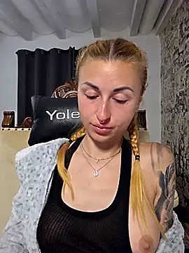 kylie_blck: онлайн-секс-чат