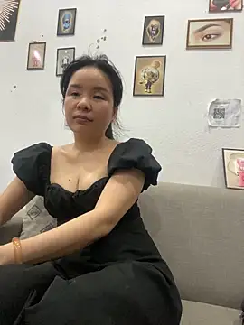 Ivy_Trix2 라이브 XXX 채팅